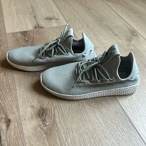 Adidas Pharrell Williams Hu tennis shoes